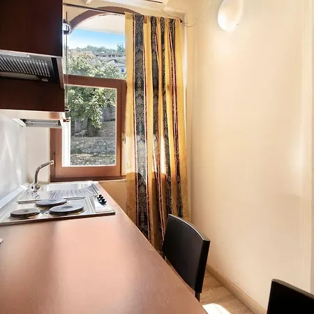 Monolocale 24 דירה