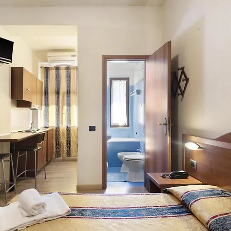 Monolocale 24 דירה